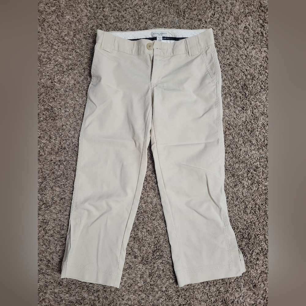 Banana Republic size 4 Khaki Capri Pants